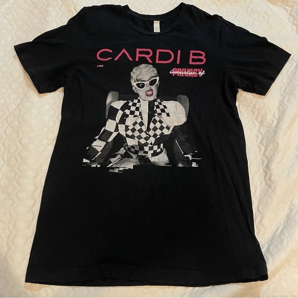 Cardi B Invasion of Privacy Tour T-Shirt Women’s Medium 2019 Black Dates on Back - Picture 1 of 9